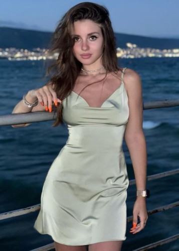 Дана, Г. Мончегорск